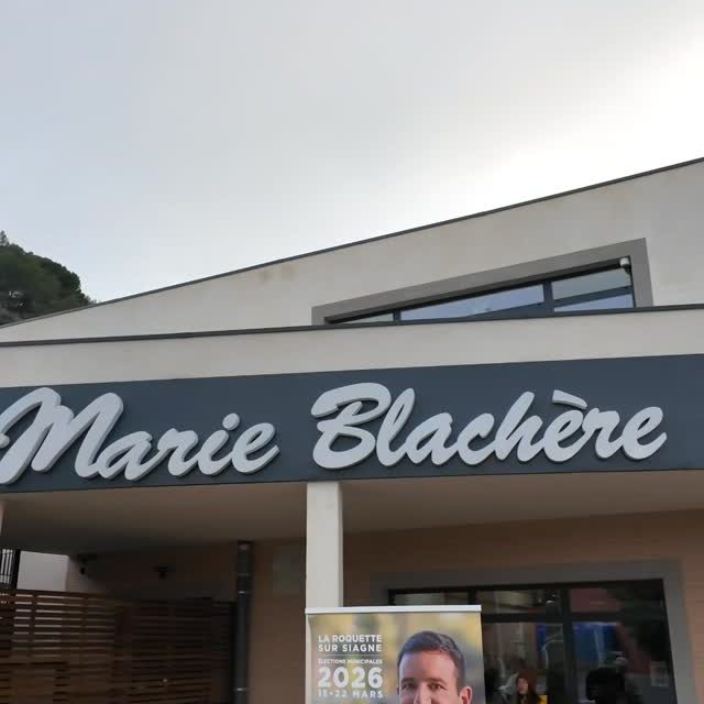 ☕ Un café, des échanges vrais, et une même envie d’avancer ensemble.
Les Cafés d’Avenir, ce sont ces moments simples où l’on prend le temps d’écouter, de discuter de la vie quotidienne, de partager des idées et de construire l’avenir de La Roquette-sur-Siagne, sans filtre et sans détour.
Merci à toutes celles et ceux qui sont venus échanger, poser des questions, proposer, débattre.
C’est dans ces rencontres de proximité que naît un projet solide, ancré dans le réel.
👉 Dites-nous en commentaire ce que vous aimeriez voir évoluer en priorité à La Roquette-sur-Siagne.
La Roquette-sur-Siagne, vie locale, échanges citoyens, proximité, engagement communal, projet d’avenir, municipalité, habitants, dialogue, territoire, élections municipales 2026, équipe engagée.